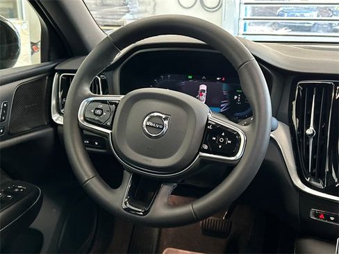 Certified 2024 Volvo S60 T8 Plus image 23