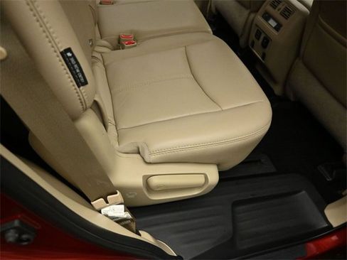 Used 2018 Nissan Pathfinder SL w/ SL Premium Package image 28