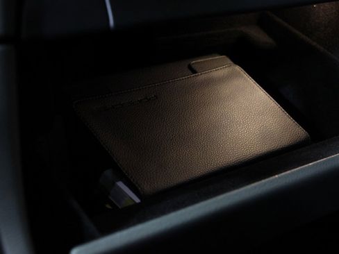 Used 2018 Porsche 911 Targa 4S image 32