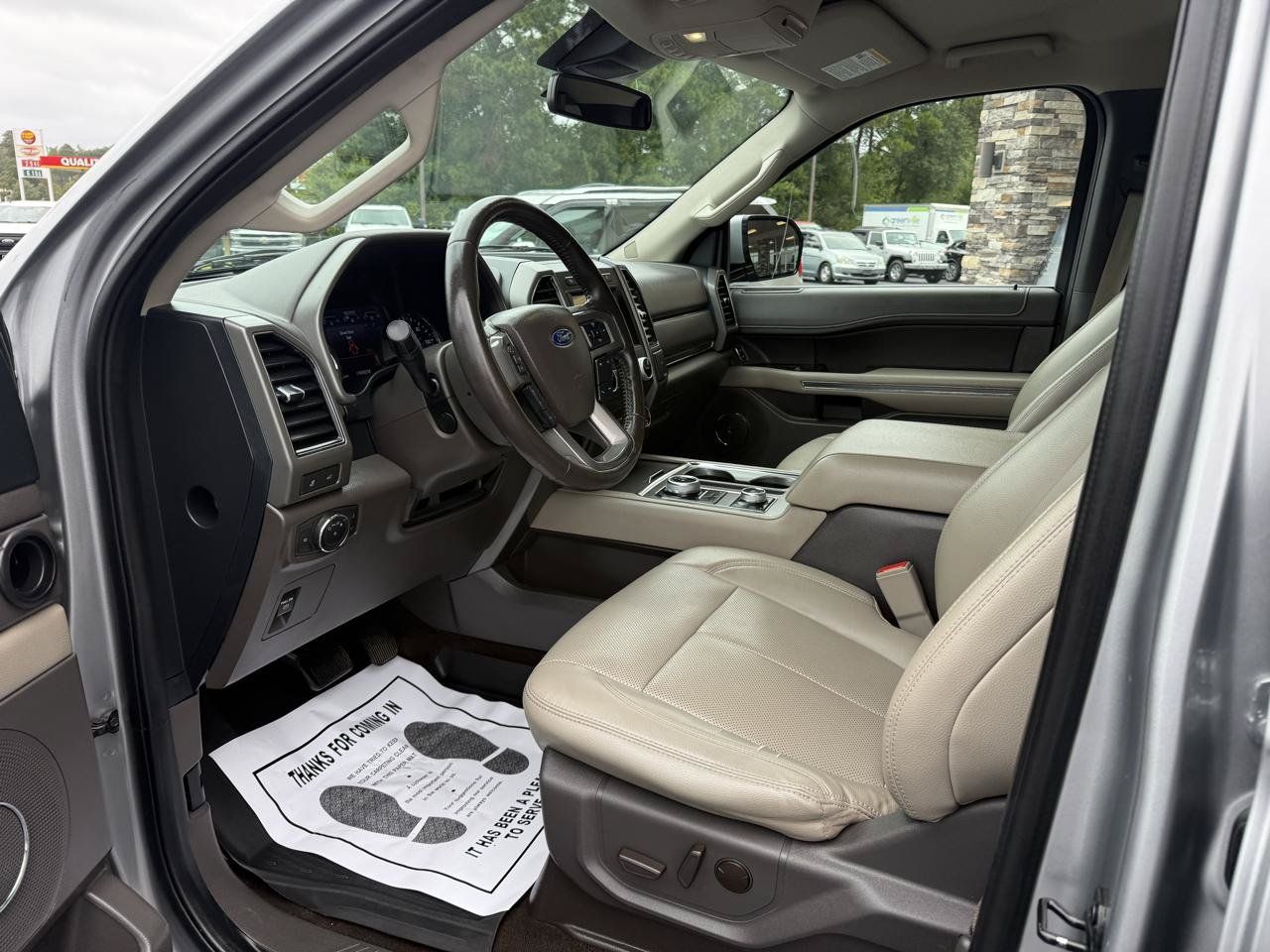 Used 2021 Ford Expedition Max XLT AWD/4WD image 8