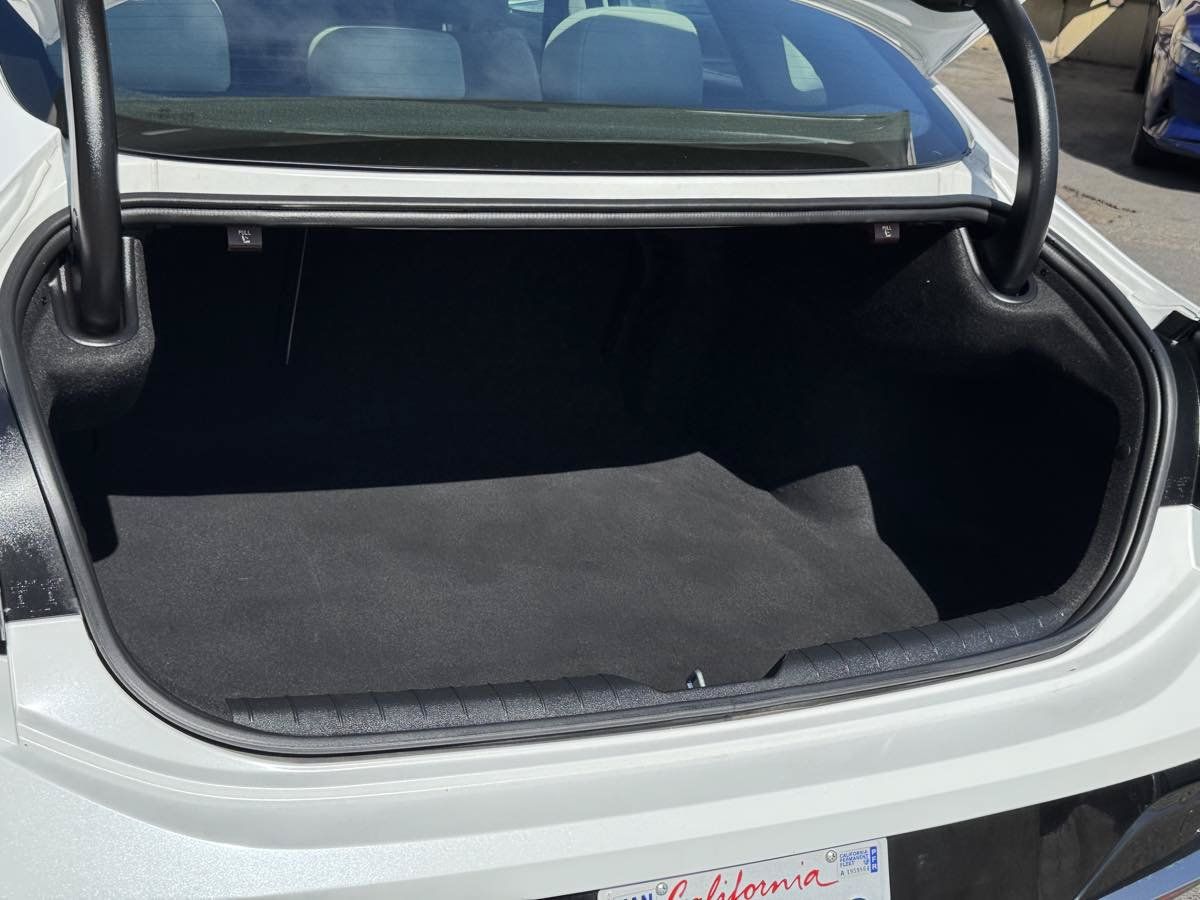 Used 2025 Hyundai Sonata SEL FWD image 10