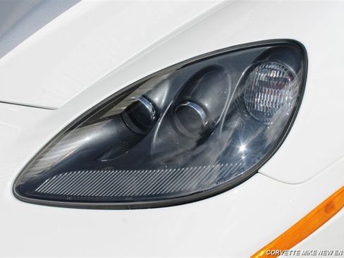 Used 2013 Chevrolet Corvette 427 w/ 1SC Preferred Equipment Group RWD image 11