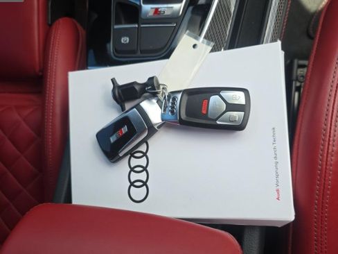 Used 2024 Audi SQ5 Premium Plus w/ Premium Plus Package AWD/4WD image 6