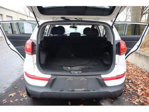 Used 2015 Kia Sportage LX image 14