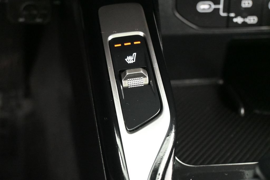 Used 2025 Kia Sorento S w/ Panoramic Sunroof Package FWD image 24