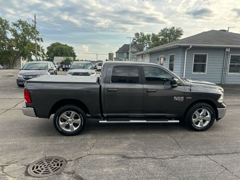 Used 2019 RAM 1500 Big Horn AWD/4WD image 2