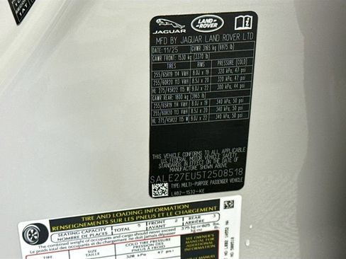 New 2026 Land Rover Defender 110 X-Dynamic SE image 32