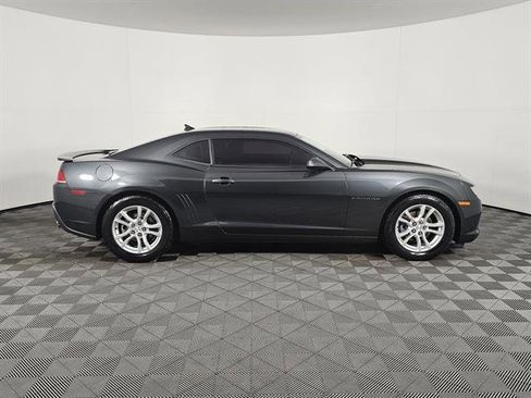 Used 2014 Chevrolet Camaro LT image 2