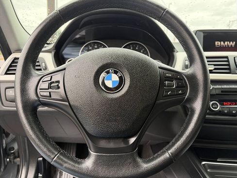 Used 2014 BMW 320i Sedan RWD image 28