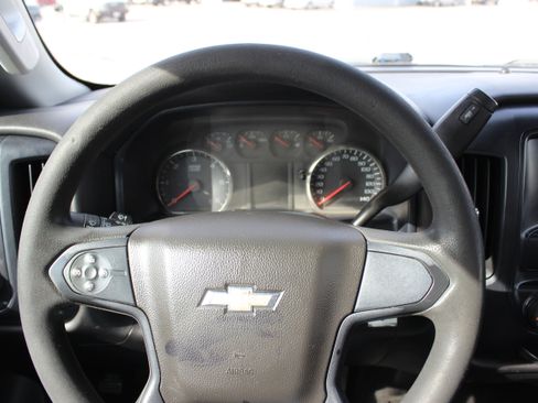 Used 2015 Chevrolet Silverado 2500 W/T AWD/4WD image 6