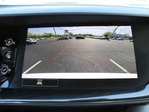Used 2022 Buick Envision Preferred FWD image 32