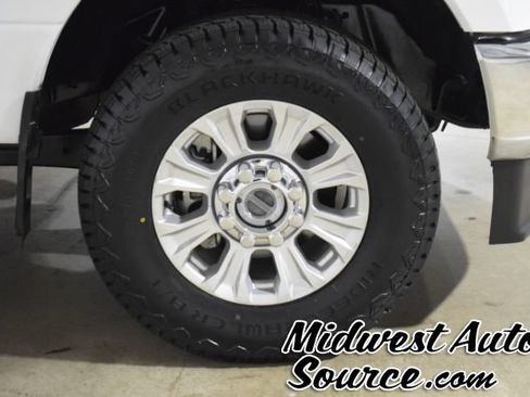 Used 2022 Ford F250 XLT w/ XLT Value Package AWD/4WD image 10