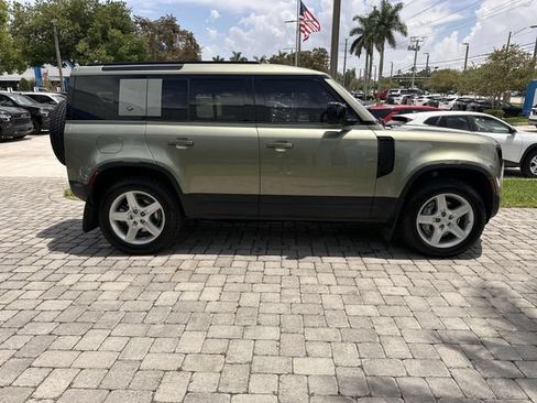 Used 2020 Land Rover Defender 110 HSE AWD/4WD image 14