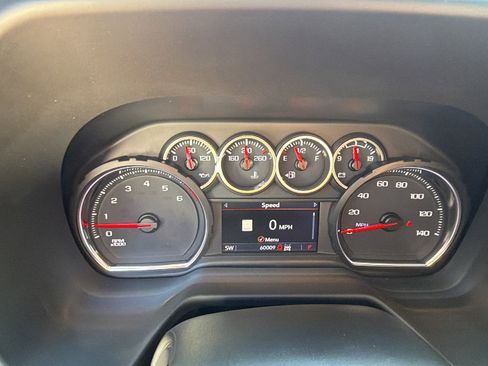 Used 2021 Chevrolet Tahoe Z71 w/ Rear Media and Nav Package image 9