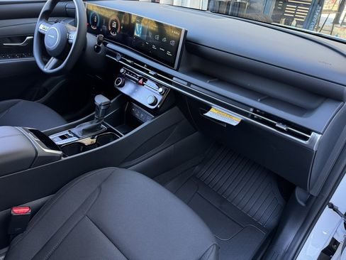 Used 2025 Hyundai Tucson SEL image 17