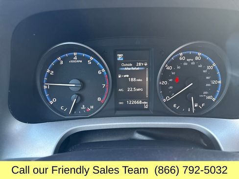 Used 2017 Toyota RAV4 LE image 18