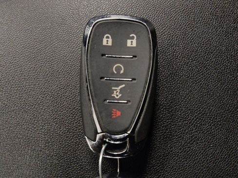 Used 2020 Chevrolet Equinox LT FWD image 32