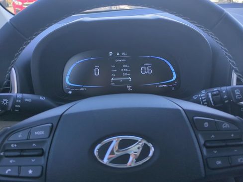 New 2026 Hyundai Venue SEL FWD image 33