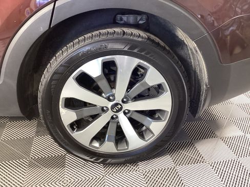 Used 2021 Kia Telluride S image 10