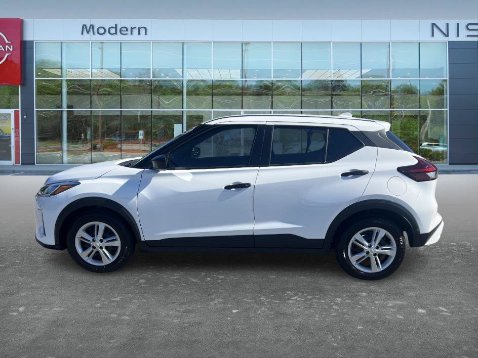 Certified 2025 Nissan Kicks Play S FWD image 8