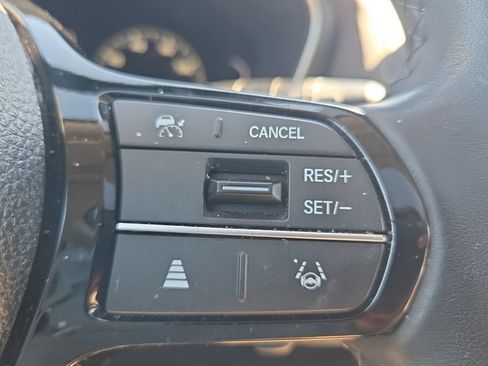 Used 2024 Honda Pilot Touring image 35