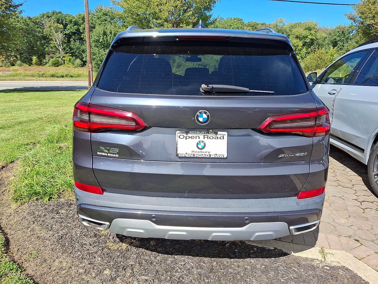 Used 2019 BMW X5 xDrive40i w/ Convenience Package AWD/4WD image 6