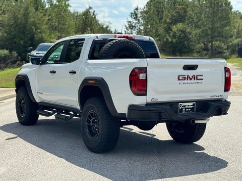 New 2026 GMC Canyon AT4X w/ AT4X AEV Edition image 12