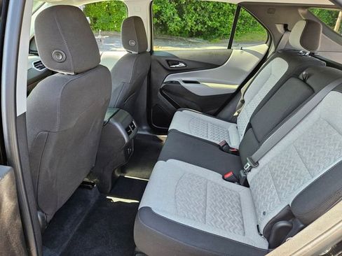 Used 2022 Chevrolet Equinox LT image 9