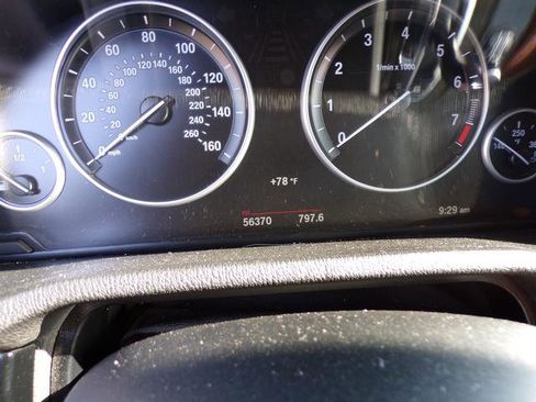 Used 2017 BMW X3 xDrive28i image 2