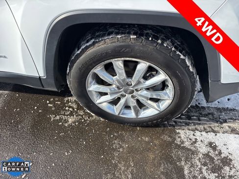 Used 2016 Jeep Cherokee Limited image 33