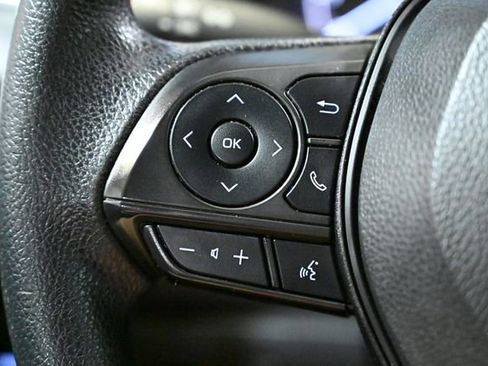 Used 2023 Toyota Corolla LE image 32