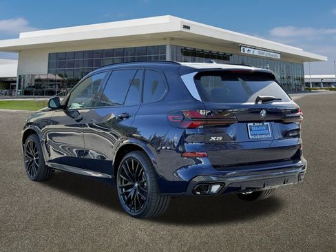 New 2026 BMW X5 sDrive40i image 8