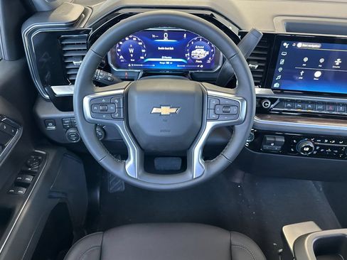 New 2026 Chevrolet Silverado 1500 LT AWD/4WD image 16