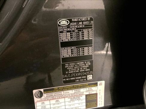 Used 2024 Land Rover Defender 110 S AWD/4WD image 31