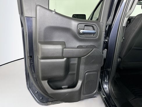 Used 2023 Chevrolet Silverado 1500 Custom image 24