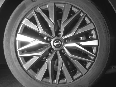 Used 2025 Nissan Altima 2.5 SV FWD image 13