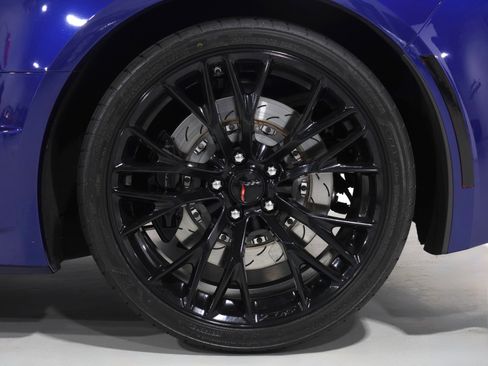 Used 2017 Chevrolet Corvette Z06 image 30