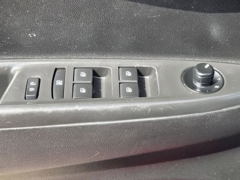 Used 2020 Chevrolet Spark LT image 24