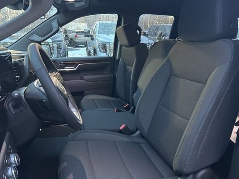 New 2026 GMC Sierra 1500 SLE w/ Preferred Package image 12