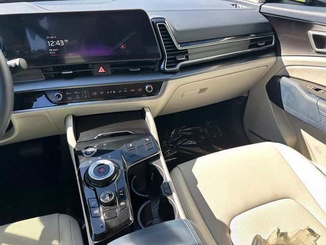 Used 2025 Kia Sportage EX AWD/4WD image 15