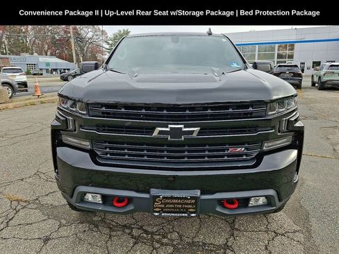Used 2020 Chevrolet Silverado 1500 LT Trail Boss image 2