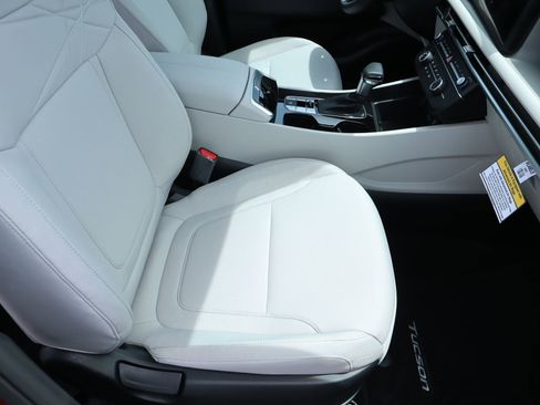 New 2026 Hyundai Tucson SE FWD image 12