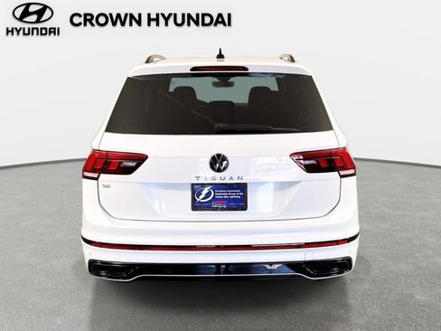 Used 2022 Volkswagen Tiguan SE R-Line image 7