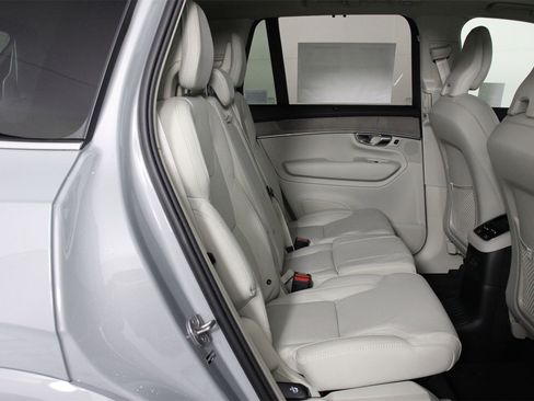 New 2026 Volvo XC90 T8 Ultra w/ Protection Package Premier image 11