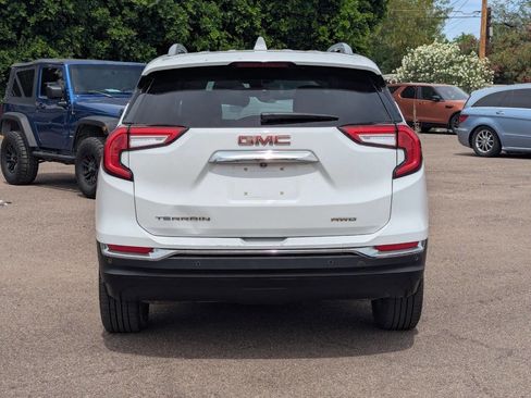 Used 2023 GMC Terrain SLT w/ Tech Package image 4