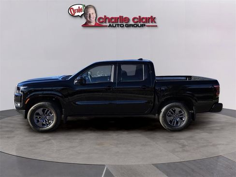 New 2025 Nissan Frontier SV w/ SV Convenience Package image 2