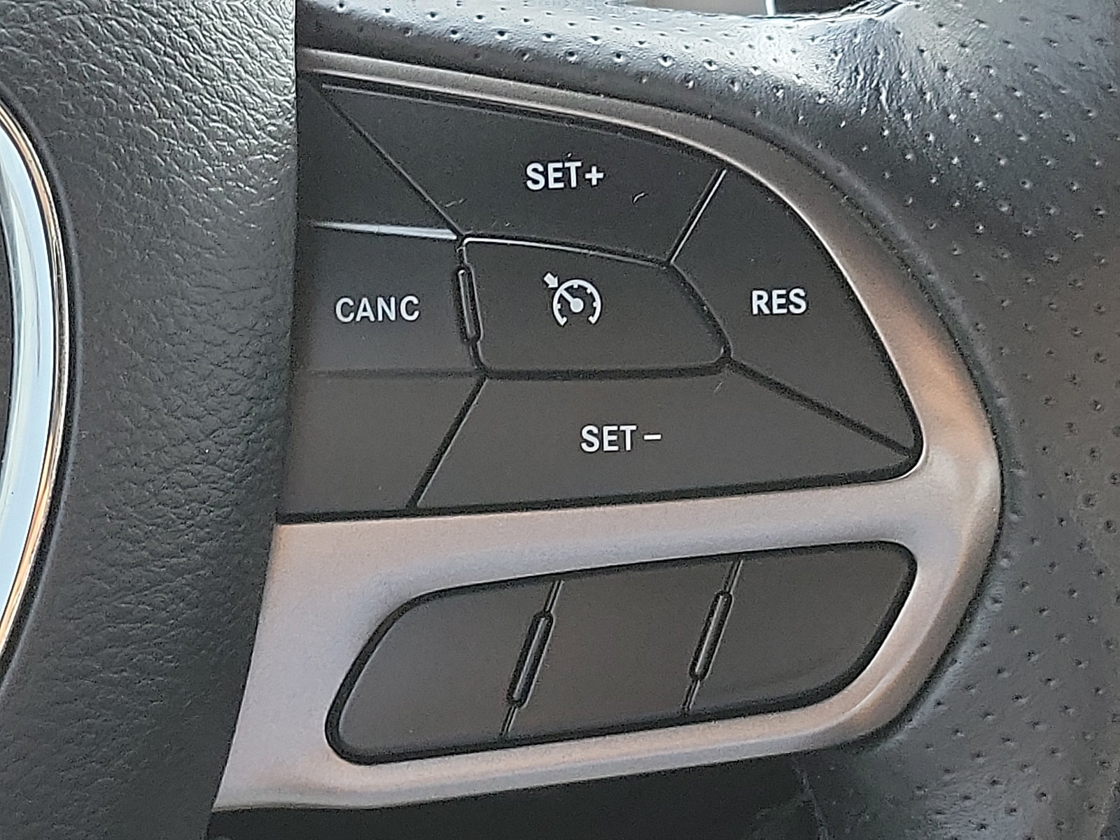 Used 2021 Dodge Challenger R/T Scat Pack RWD image 16