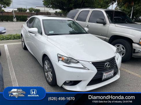 Used 2015 Lexus IS 250 RWD image 1
