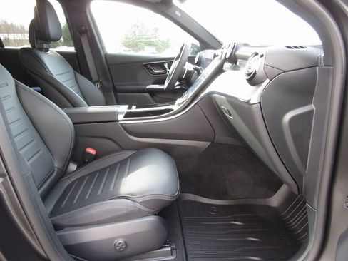 New 2026 Mercedes-Benz GLC 300 4MATIC image 18