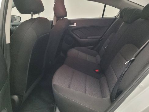 Used 2018 Kia Forte LX FWD image 18